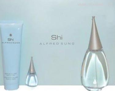 بهترین عطر و ادکلن های زنانه سال 2013 + تصاویر