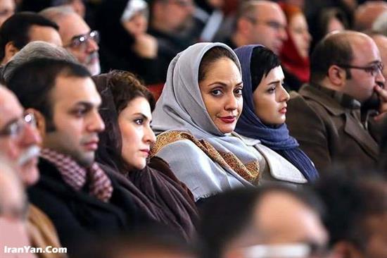 دیدار خانم های باریگر مشهور با روحانی (تصاویر)