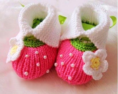 ناز و گوگولی ترین مدل کفش های بافتنی دخترانه 2014