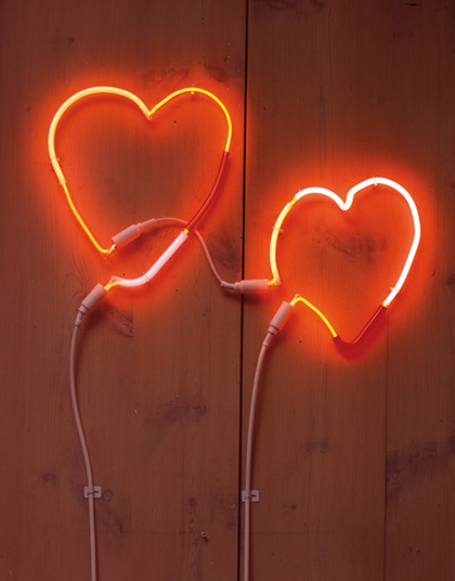 مفهوم جدید عشق در هنر قرن 21!! (عکس)