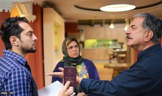 عکس های بهرام رادان در حال تماشای حریم سلطان