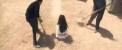 سنگسار زن نگون بخت بخاطر هیچ و پوچ (عکس 18+)