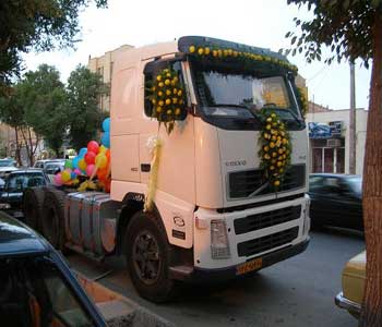 عکس های جالب از خنده دارترین تزیین ماشین عروس