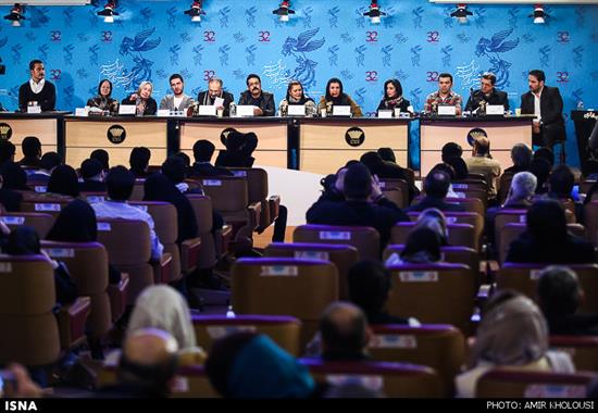 رویا تیموریان با موهای کوتاه درکاخ جشنواره! تصاویر