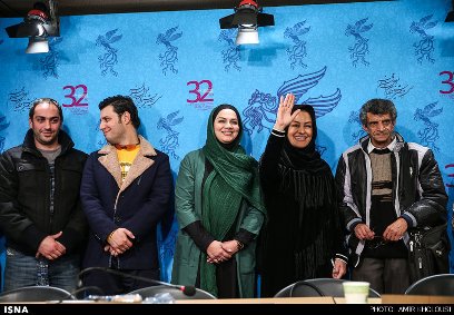 اشک های مریلا زارعی در کاخ جشنواره + تصاویر