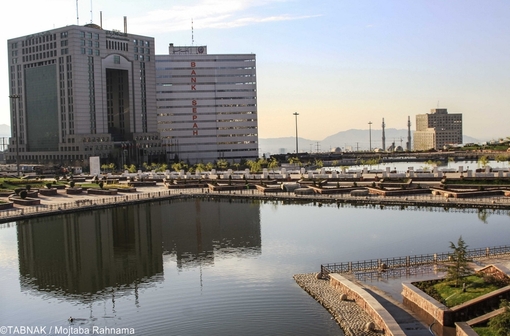 تصاویر زیبا از بوستان آب و آتش تهران در نوروز 