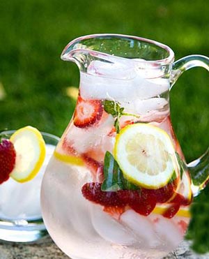 بهترین و بدترین نوشیدنی های برای کودکان بالای 1سال
