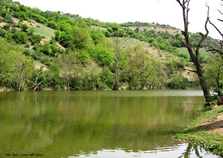 آشنایی با 12دریاچه شگفت انگیز و زیبای ایران +تصاویر