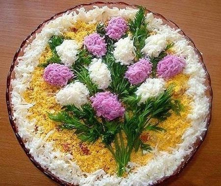 جدیدترین نمونه های تزئین سالاد الویه (تصویری)