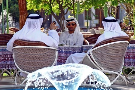 تصاویری دیدنی از گردشگران خارجی در اصفهان تصاویری دیدنی از گردشگران خارجی در اصفهان
