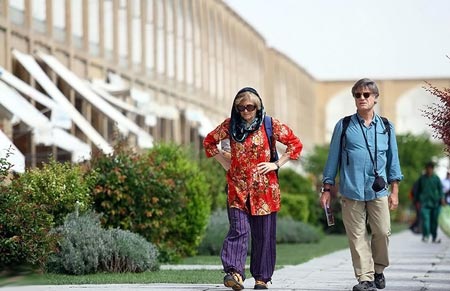 تصاویری دیدنی از گردشگران خارجی در اصفهان تصاویری دیدنی از گردشگران خارجی در اصفهان