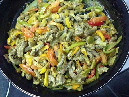 طرز تهیه ی ساندویچ شاورما مکزیکی + تصاویر