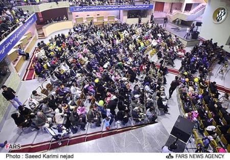 عکس های دیدنی و زیبا از گردهمایی دوقلوهای ایرانی عکس های دیدنی و زیبا از گردهمایی دوقلوهای ایرانی