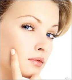 چگونه بعد بیدار شدن از خواب صورتی زیبا داشته باشیم چگونه بعد بیدار شدن از خواب صورتی زیبا داشته باشیم