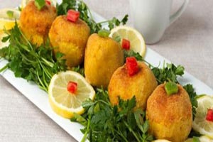 روش تهیه دلمه قارچ با مرغ و سیب زمینی