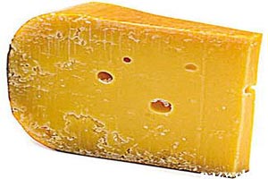 آشنایی و معرفی عیجب ترین پنیرهای دنیا + تصاویر