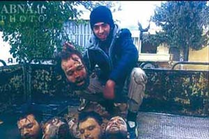 18+ قصاب داعش چه کسی بود؟ + تصاویر