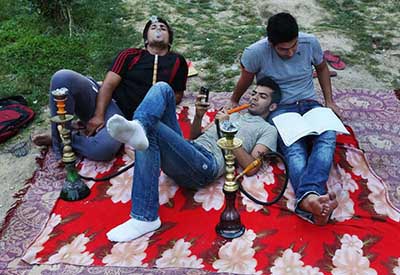 دختران و پسران ایران دود،آب و آتش (تصاویر)