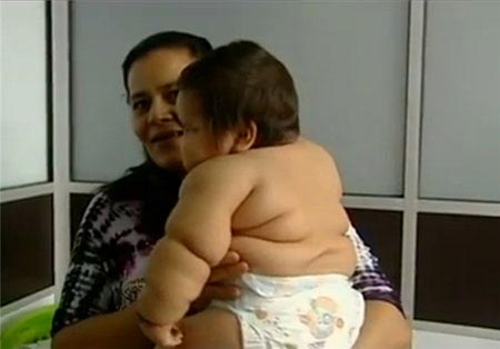  رژیم جالب چاق ترین دختر 8 ماهه جهان + عکس