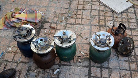 تصاویری از انفجار و آتش سوزی در اسکان زائران مشهد