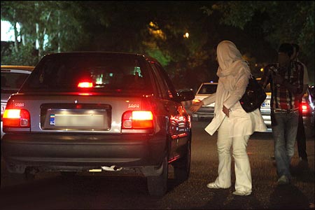 آمار وحشتناک روابط جنسی در ایران + تصاویر