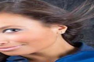 اذیت این خبرنگار زن توسط دو فوتبالیست مشهور+عکس