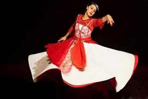 رقص زنان اروپایی در کلاس های عشوه گری ایران + تصاویر رقص زنان اروپایی در کلاس های عشوه گری ایران + تصاویر