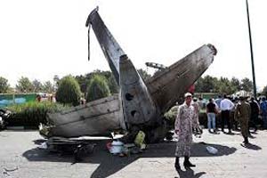آخرین عکس دو مهندس پرواز هواپیمای سقوط کرده در تهران