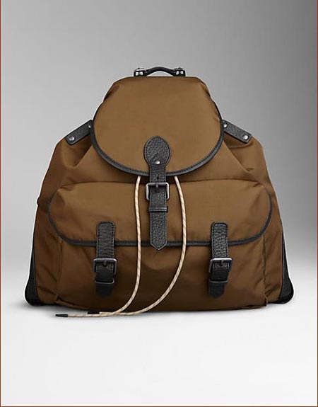 مدل کوله پشتی های جدید پسرانه برند Burberry 