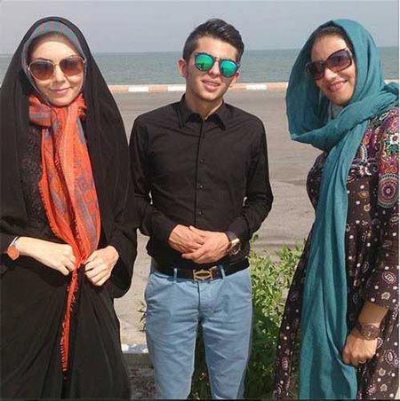  عکسی از آزاده نامداری در کنار ارسلان قاسمی در خلیج فارس 