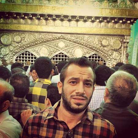 تیپ متفاوت امیر تتلو در حرم امام رضا (ع) + عکس