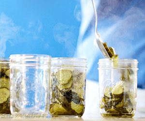 تهیه خیارشور به سبک آمریکایی