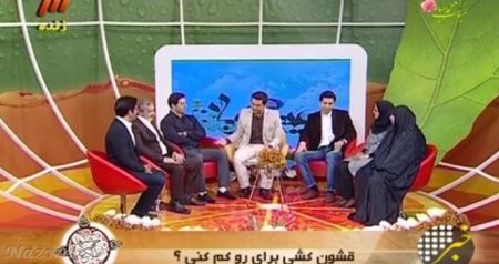 واکنش جنجالی آزاده نامداری و خانواده فرزاد حسنی در برنامه زنده + عکس