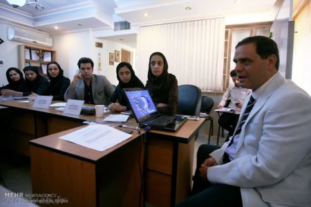 عکس دکترعلی جلالی به عنوان فرد اسید پاش منتشر شد + گفتگو