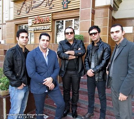 مرتضی پاشایی ممنوع الملاقات شد + تصاویر حضور بازیگران