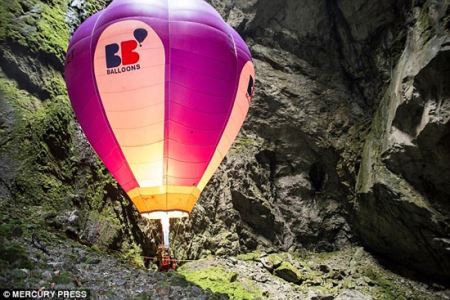نخستین تجربه باورنکردنی پرواز در زیر زمین! + تصاویر