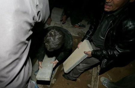 دفن شبانه مرتضی پاشایی خواننده محبوب ایران + تصاویر