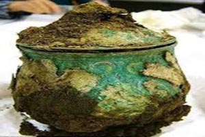 کوزه باستانی و دیدنی راهی بیمارستان شد!! + تصاویر