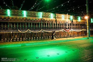 بزرگترین عَلَم 60 تیغه در مراسم عزاداری تهران !!+ عکس بزرگترین عَلَم 60 تیغه در مراسم عزاداری تهران !!+ عکس