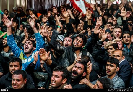 تصاویری از خودزنی و قمه زنی در اربعین حسینی!!