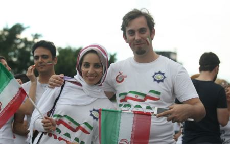 عکس های داغ تماشاگران ایرانی در بازی جام آسیا 2015