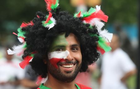 عکس های داغ تماشاگران ایرانی در بازی جام آسیا 2015