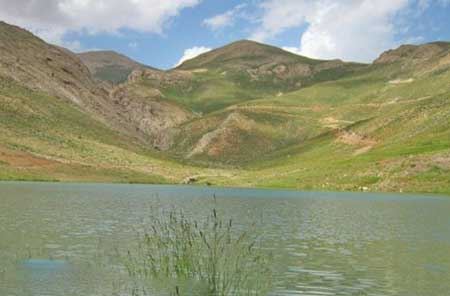 روستای لزور قطب های گردشگری و زیبای فیروزکوه (عکس)