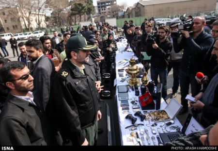 انهدام باند توزیع گوشت الاغ در تهران (تصاویر)