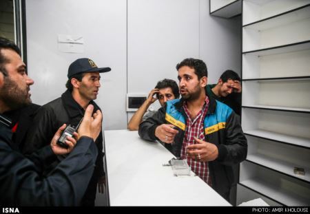 تخریب پاساژعلاء الدین توسط ماموران و اشک صاحبان مغازه ها! (تصاویر)