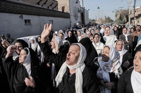 تصاویرخاکسپاری رهبر صابئین مندایی ایران