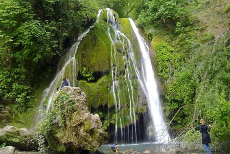 زیبا و دیدنی ترین آبشارهای ایران (تصاویر)