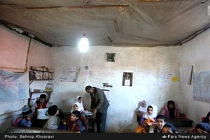 اینجا ایران است! تحصیل مثل انسان های اولیه (تصاویر) اینجا ایران است! تحصیل مثل انسان های اولیه (تصاویر)