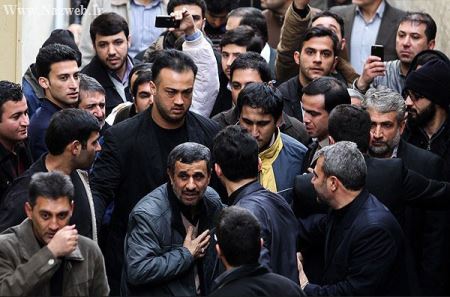 تصاویری از مراسم تشییع مادر احمدی نژاد