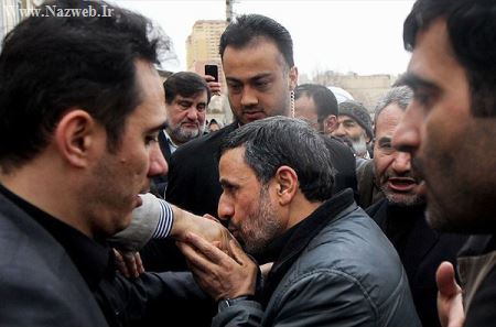 تصاویری از مراسم تشییع مادر احمدی نژاد